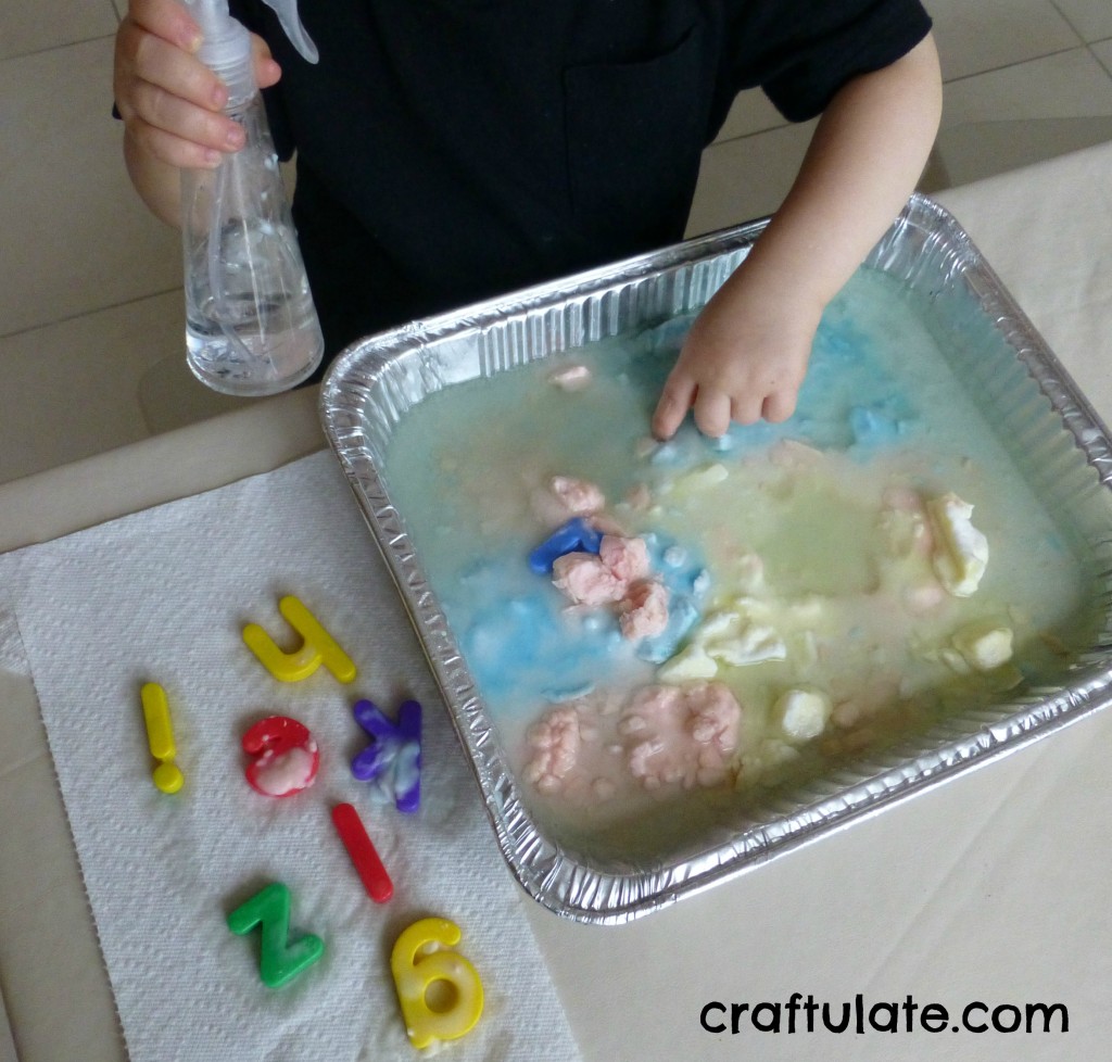 Craftulate: Magic Dissolving ABC Rocks