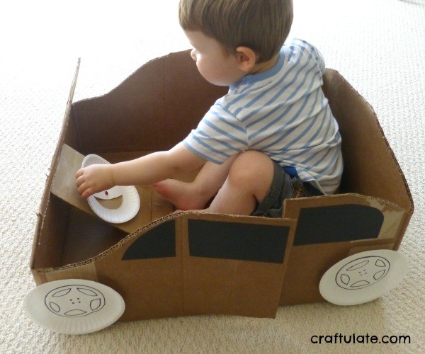 Cardboard Box Car - a fun toy to make for kids Click To Tweet