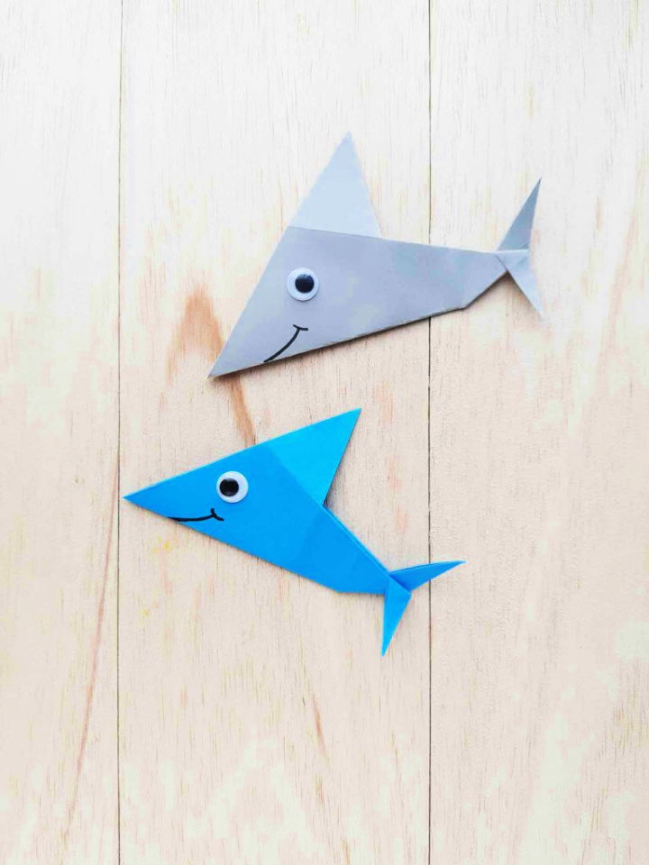 25 Fun Ocean Crafts and Art for Kids of All Ages - Craftulate